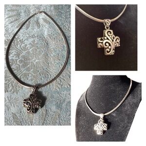 🦌  Sterling Silver Necklace and Pendant Stamped 925 Italy